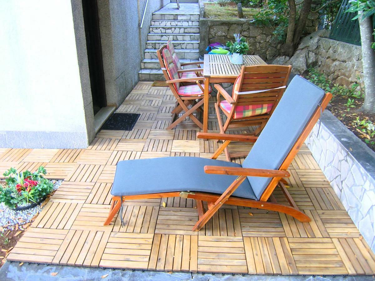 Studio Apartment Tamara Krk Town Luaran gambar